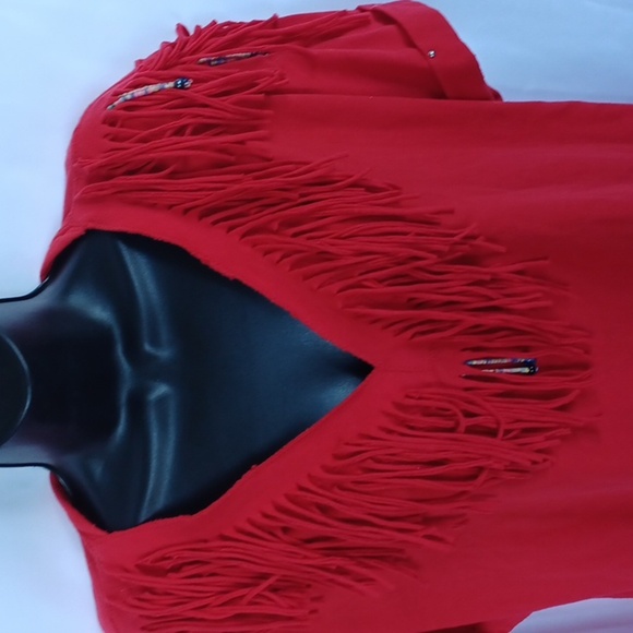 Vintage Joanie W. Western red fringe beaded tee, studded sleeve,  shoulder pads - Picture 2 of 6